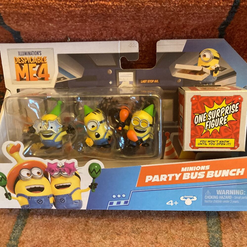 MINIONS DESPICABLE ME4 MINIONS PARTY BUS BUNCH